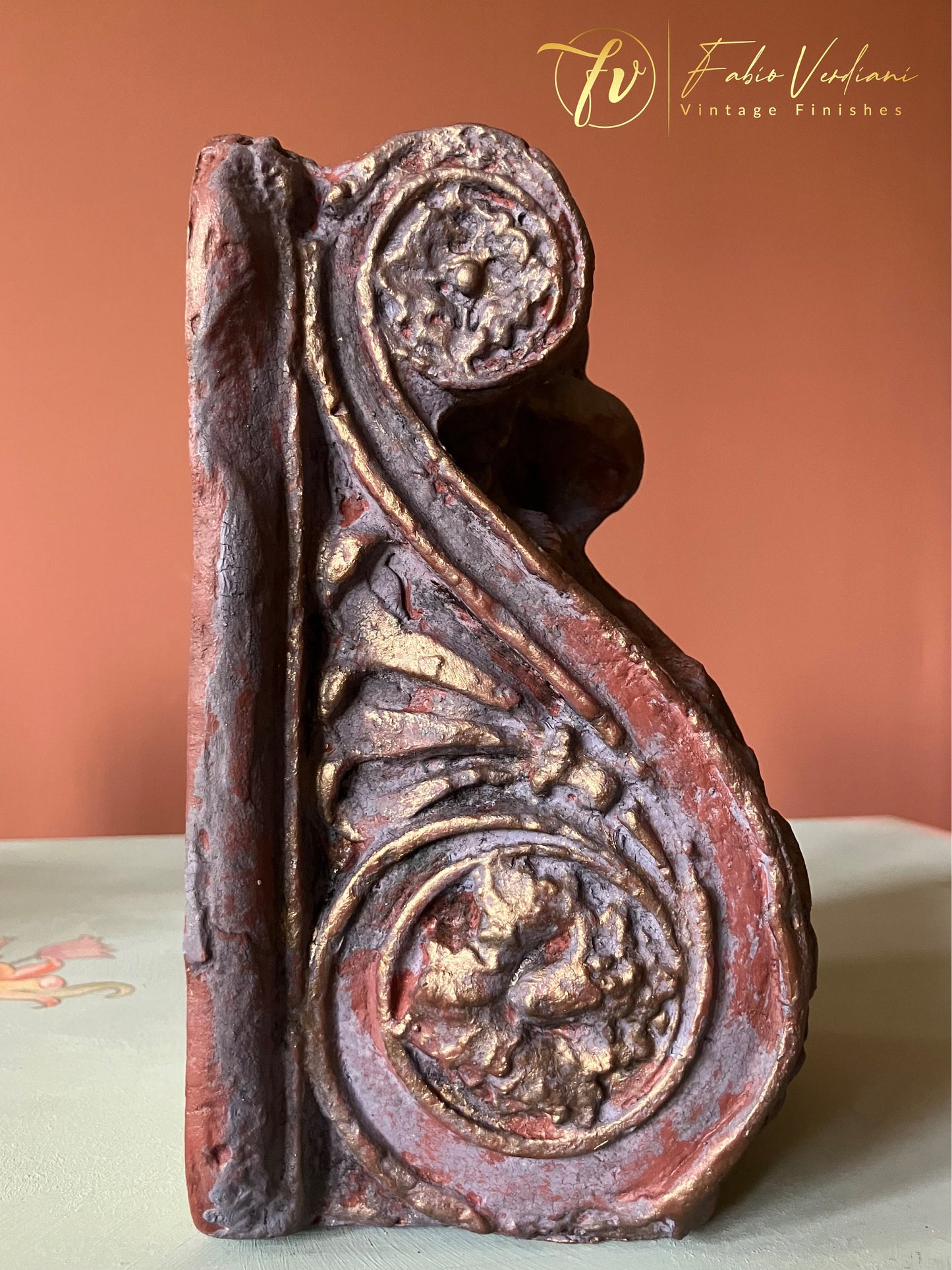 Distressed Wood Corbel Bookend, burgundy and lavender