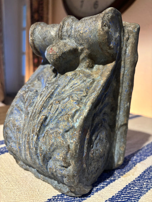 Wood Corbel Bookend, Distressed Patina Provence Blue